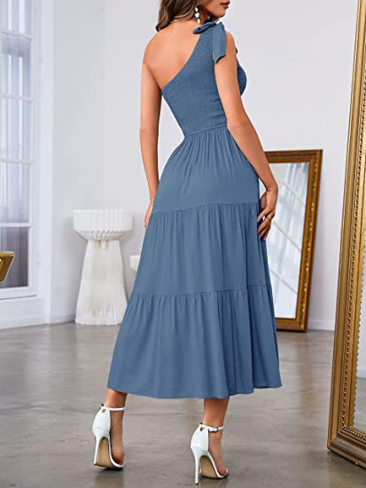 Marije Offshoulder Dress