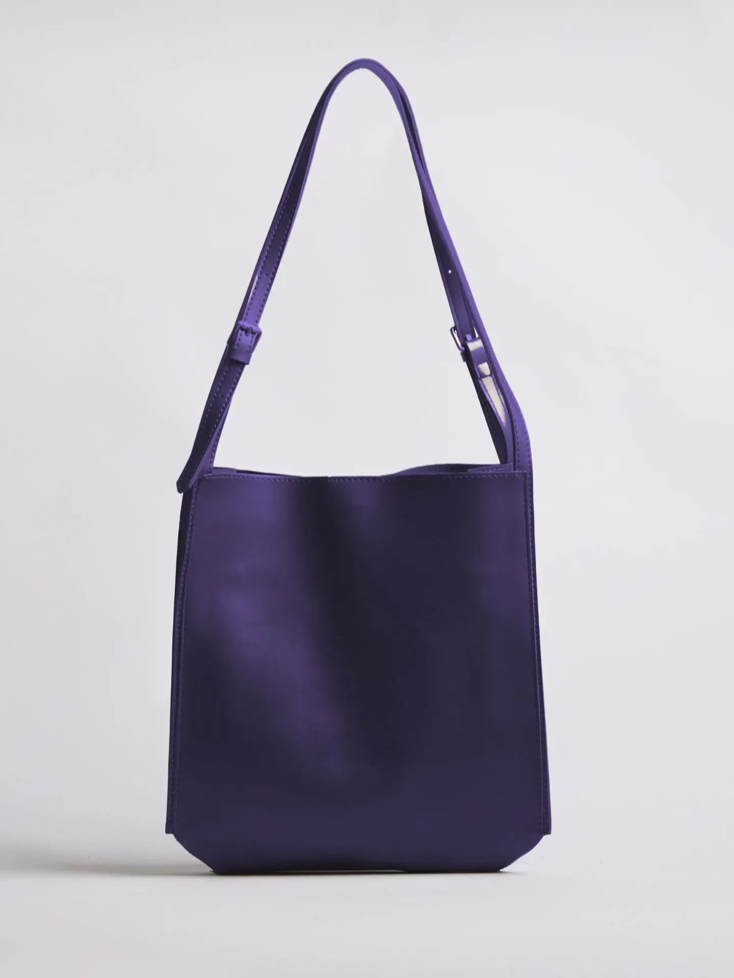 Olivia Poise Bag