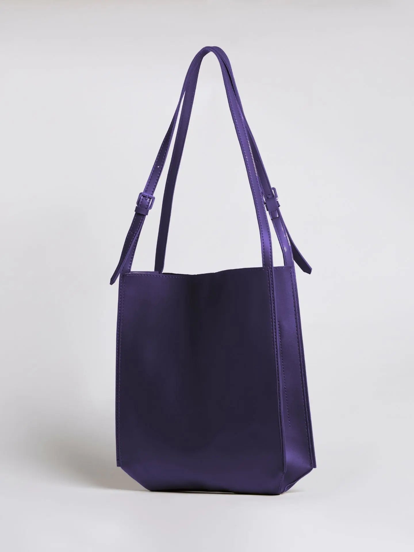 Olivia Poise Bag