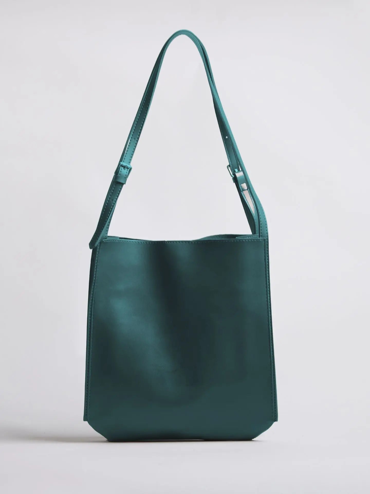 Olivia Poise Bag