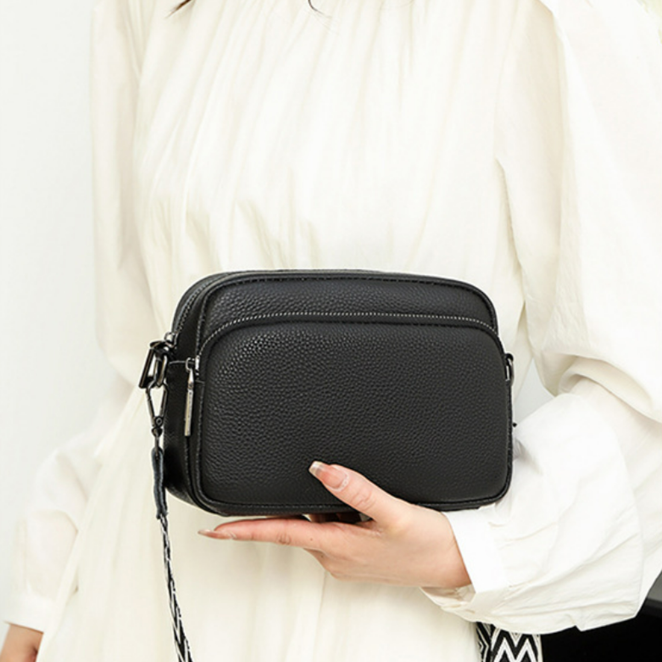 Nora Crossbody