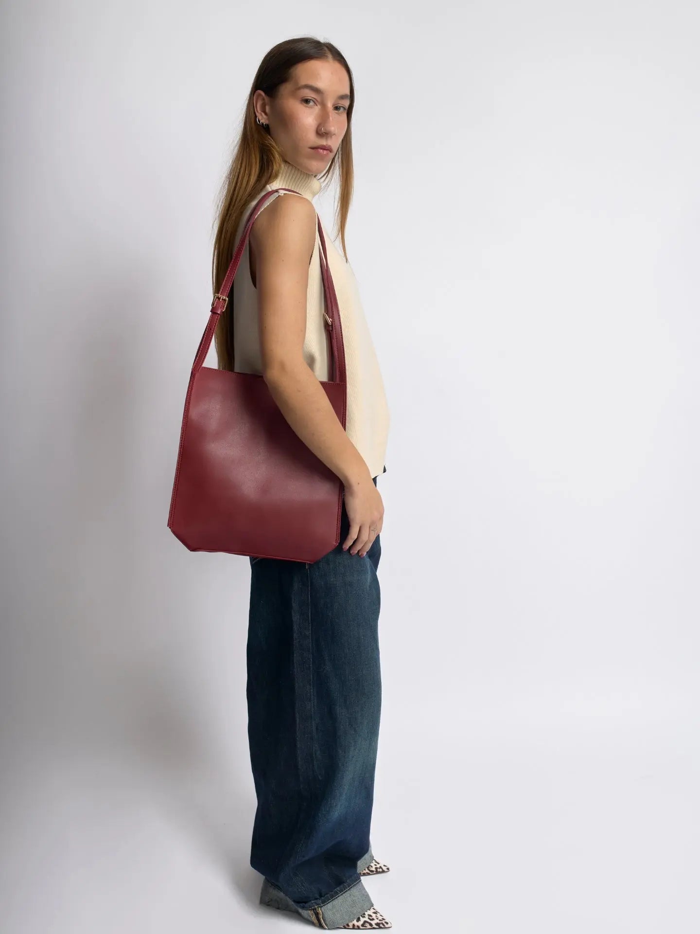Olivia Poise Bag