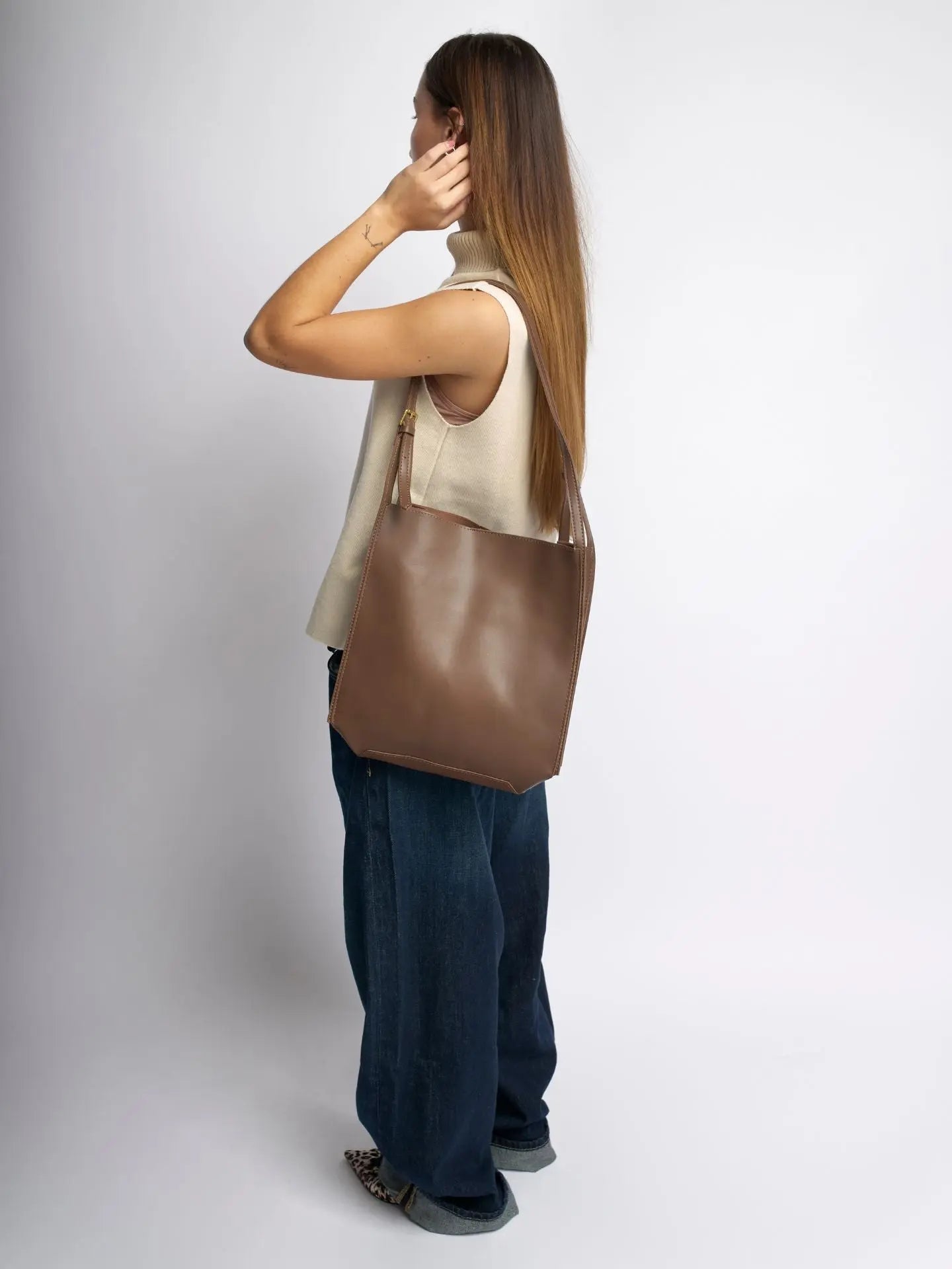 Olivia Poise Bag